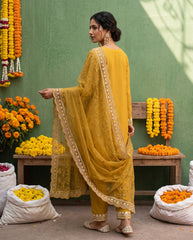 momina